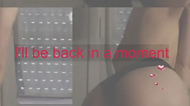 ItsCuteGoddess online show from April 26, 5:49 am