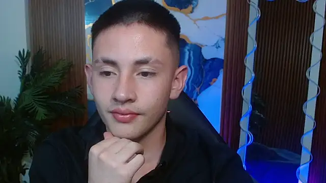Snapshot of Andres_Tay chatting on May 10, 2:39 am Andres Tay online show from May 10, 2:39 am