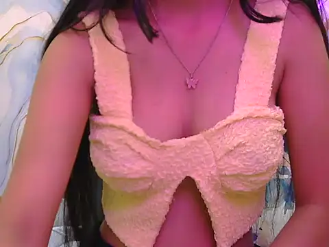 Snapshot of hot-saanvi chatting on April 29, 6:06 am hot-saanvi online show from April 29, 6:06 am