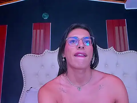 RoxelyTs online show from May 16, 2:19 am
