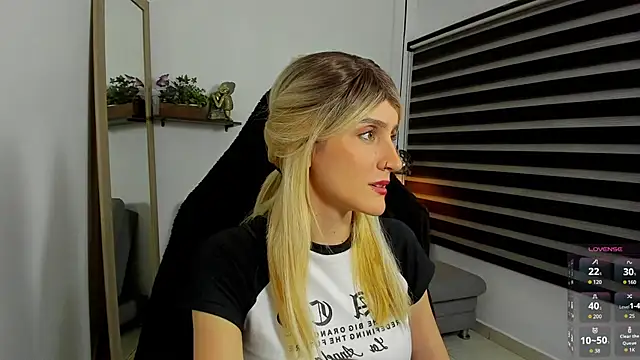 Jessica lisbon online show from May 14, 8:37 pm