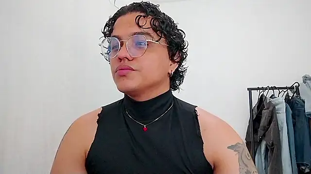 Diane exotic online show from May 3, 8:26 pm