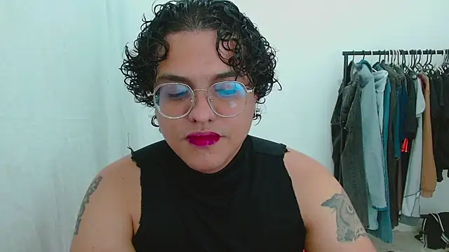 Diane exotic online show from May 14, 10:27 pm