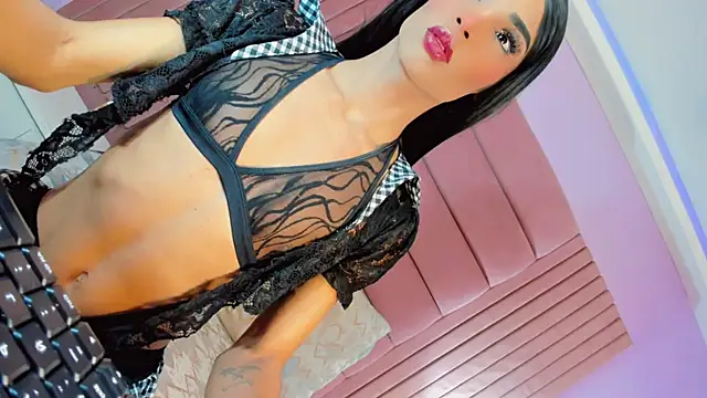 Darianavelazquez online show from June 7, 5:00 am