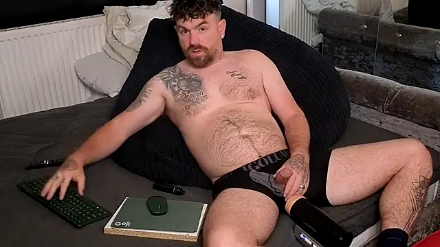 Naughtybihubbyxx online show from May 6, 8:30 am