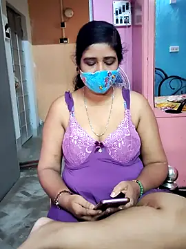 Snapshot of Rulali_44 chatting on June 24, 2:21 am Rulali 44 online show from June 24, 2:21 am