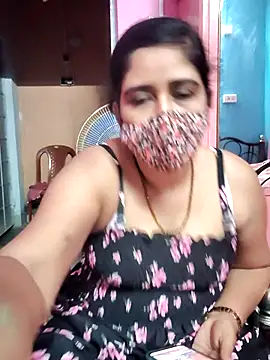 Snapshot of Rulali_44 chatting on June 29, 2:39 pm Rulali 44 online show from June 29, 2:39 pm