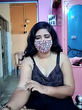 Snapshot of Rulali_44 chatting on July 3, 3:35 am Rulali 44 online show from July 3, 3:35 am