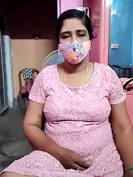 Snapshot of Rulali_44 chatting on July 8, 2:54 pm Rulali 44 online show from July 8, 2:54 pm