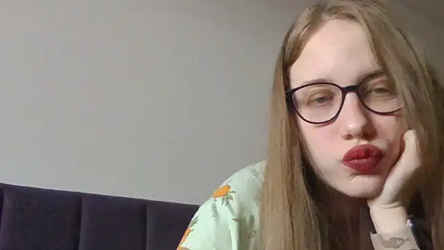 Virelia mm online show from April 30, 7:04 am