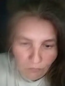 Snapshot of IrisMaris37 chatting on May 19, 1:39 pm IrisMaris37 online show from May 19, 1:39 pm