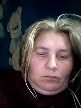 Snapshot of IrisMaris37 chatting on June 15, 12:29 pm IrisMaris37 online show from June 15, 12:29 pm