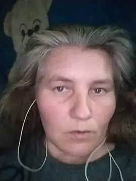 Snapshot of IrisMaris37 chatting on June 20, 9:23 am IrisMaris37 online show from June 20, 9:23 am