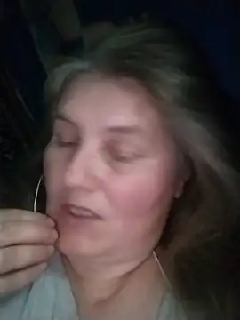 Snapshot of IrisMaris37 chatting on June 22, 9:50 am IrisMaris37 online show from June 22, 9:50 am