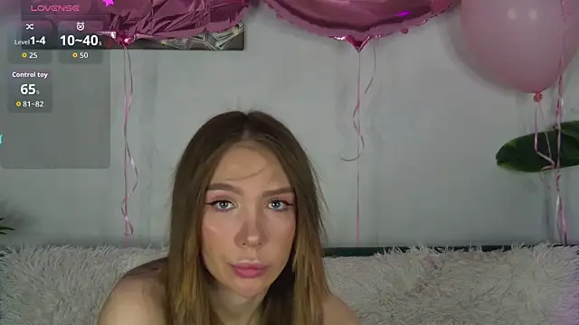 AddisonHux online show from July 7, 7:29 pm