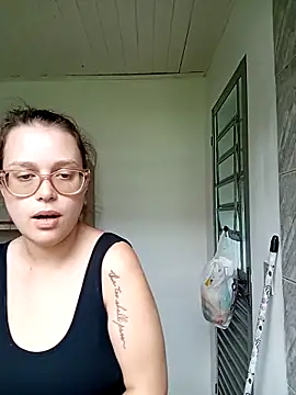 LunnaKitten online show from April 29, 3:49 pm