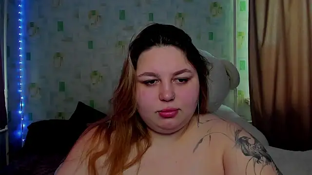 LillyHaigh online show from May 5, 12:35 pm