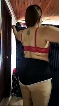 Snapshot of Ladymilf12 chatting on June 27, 2:44 pm Ladymilf12 online show from June 27, 2:44 pm