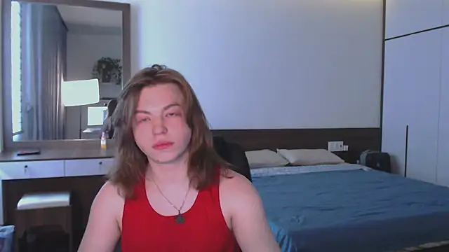 Max Yang online show from April 27, 2:42 am