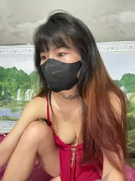 Snapshot of Lilyy18 chatting on June 21, 5:59 pm Lilyy18 online show from June 21, 5:59 pm