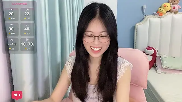 Snapshot of Luna-666 chatting on June 24, 12:59 pm Luna-666 online show from June 24, 12:59 pm