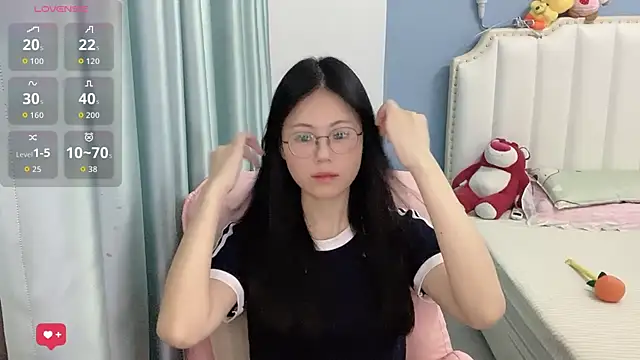 Snapshot of Luna-666 chatting on June 29, 2:17 pm Luna-666 online show from June 29, 2:17 pm