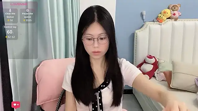 Snapshot of Luna-666 chatting on July 9, 12:53 pm Luna-666 online show from July 9, 12:53 pm