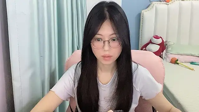 Snapshot of Luna-666 chatting on July 11, 1:47 pm Luna-666 online show from July 11, 1:47 pm