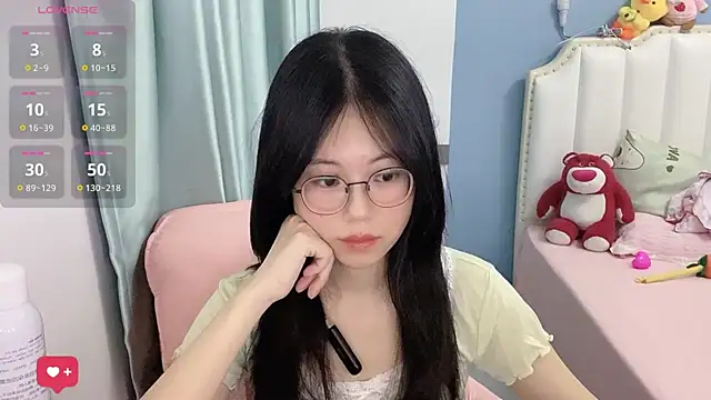 Snapshot of Luna-666 chatting on July 16, 1:28 pm Luna-666 online show from July 16, 1:28 pm