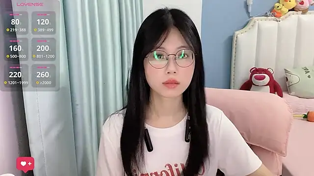 Snapshot of Luna-666 chatting on July 17, 2:02 pm Luna-666 online show from July 17, 2:02 pm