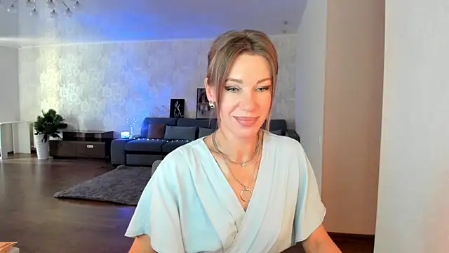 Snapshot of miababemi09 chatting on July 7, 6:47 am miababemi09 online show from July 7, 6:47 am