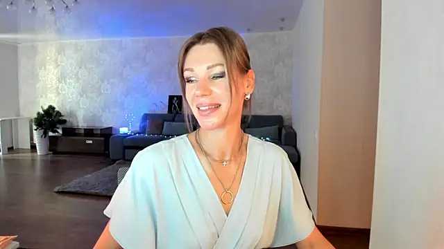 Snapshot of miababemi09 chatting on July 7, 7:56 am miababemi09 online show from July 7, 7:56 am