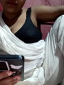 Gulapi N online show from June 3, 2:33 pm