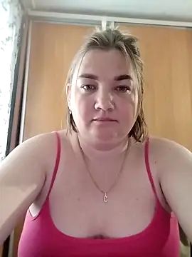 MiyaOlliver online show from May 4, 11:17 am