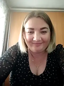 MiyaOlliver online show from May 10, 10:53 am