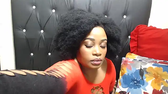 Snapshot of GlamGoddess91 chatting on July 23, 12:36 pm GlamGoddess91 online show from July 23, 12:36 pm