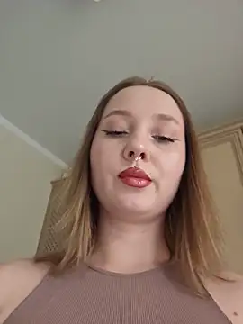 ooopsitscandy online show from May 24, 3:39 pm