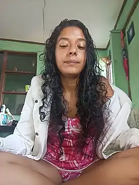 Snapshot of Kimkaly chatting on June 4, 12:22 pm Kimkaly online show from June 4, 12:22 pm