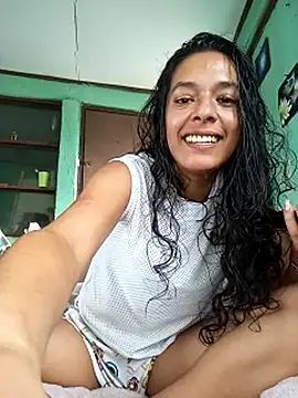Snapshot of Kimkaly chatting on June 15, 1:57 pm Kimkaly online show from June 15, 1:57 pm