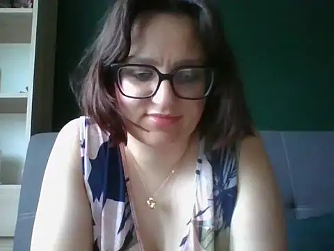 Snapshot of sensual_paris chatting on June 22, 5:26 am sensual paris online show from June 22, 5:26 am
