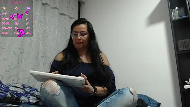 HelenNovoa online show from June 21, 3:20 am