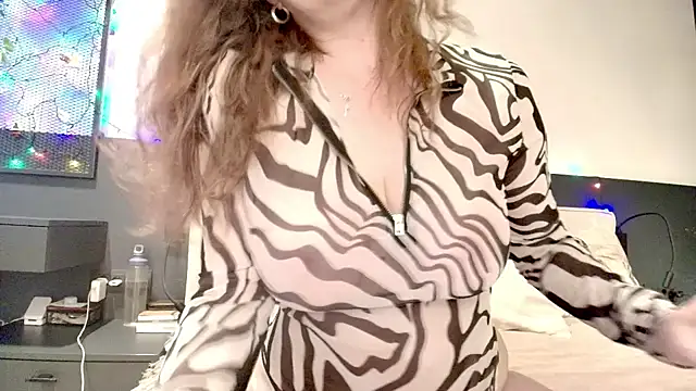 Snapshot of Peachy_ chatting on April 27, 4:38 pm Peachy online show from April 27, 4:38 pm