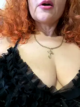 Snapshot of kisulya chatting on October 18, 6:37 am kisulya online show from October 18, 6:37 am