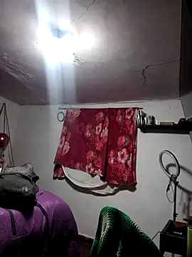 sophia forest online show from April 30, 1:28 pm