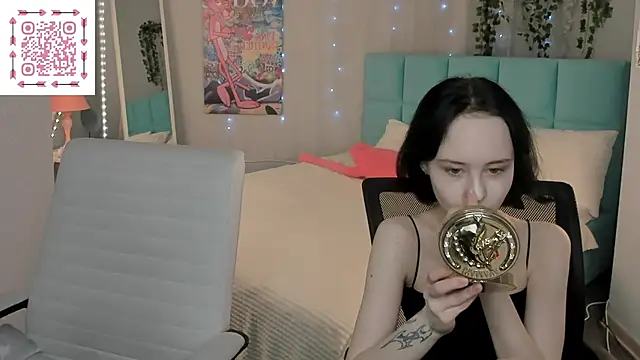 Lilac-Muse online show from May 24, 3:00 am
