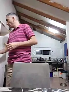 Alejandro83bsf online show from June 4, 10:27 pm