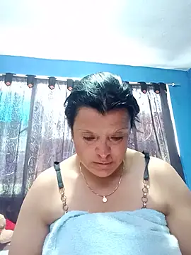 Samantha Kieran online show from May 15, 3:19 pm