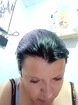 Samantha Kieran online show from May 23, 4:11 pm
