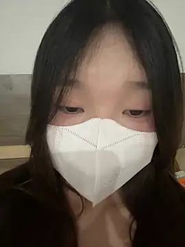 Snapshot of Ni_Tran chatting on June 13, 5:44 pm Ni Tran online show from June 13, 5:44 pm