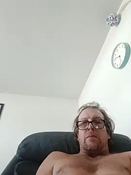 Snapshot of Craven311 chatting on July 8, 2:32 pm Craven311 online show from July 8, 2:32 pm